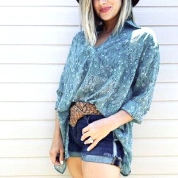 Cabi 3761 Chase Field of Flowers Teal Flowy Long Sleeve V Neck Pullover Blouse - Picture 1 of 16